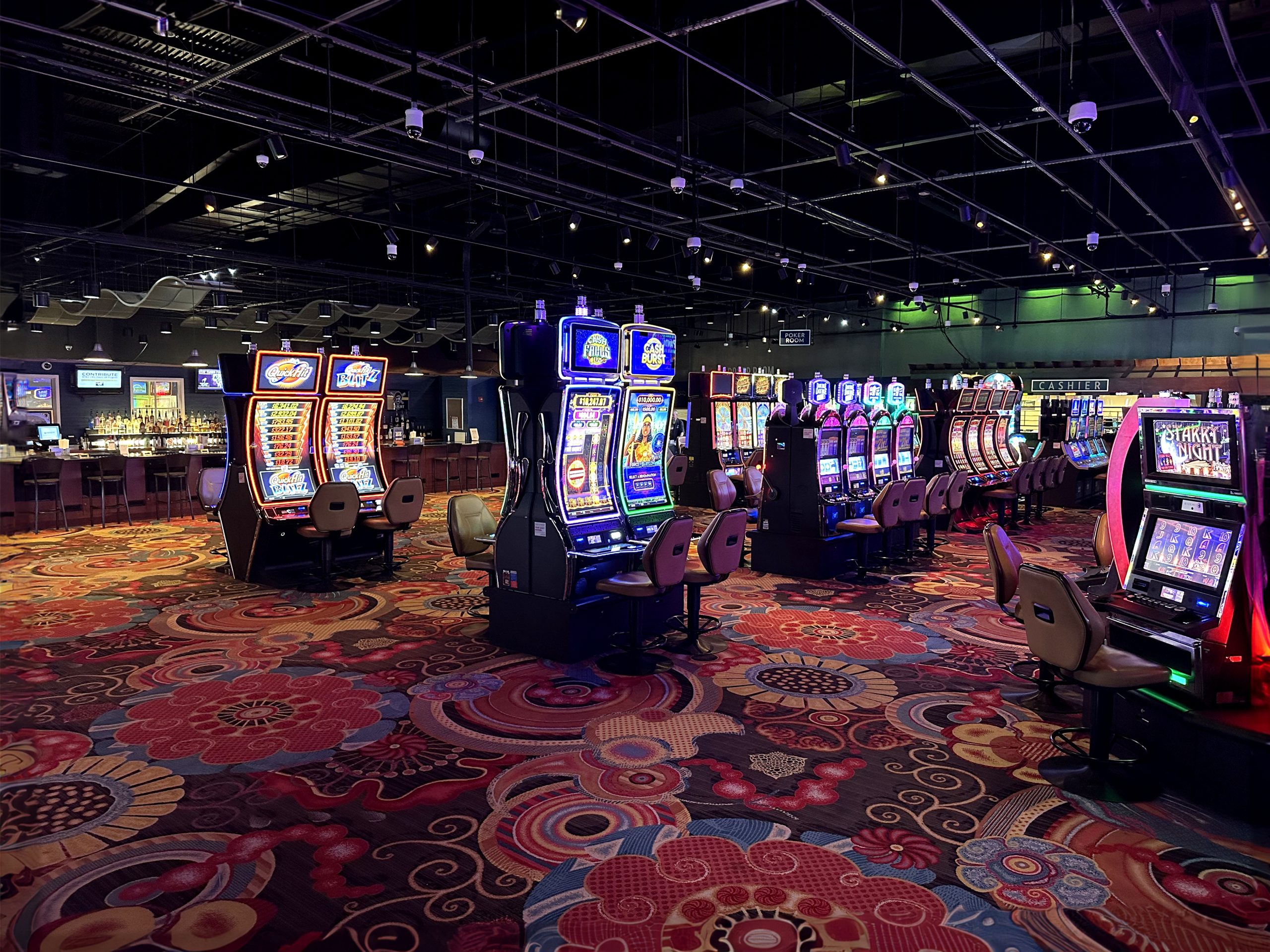 Exterior shot of Mardi Gras Casino and Resort