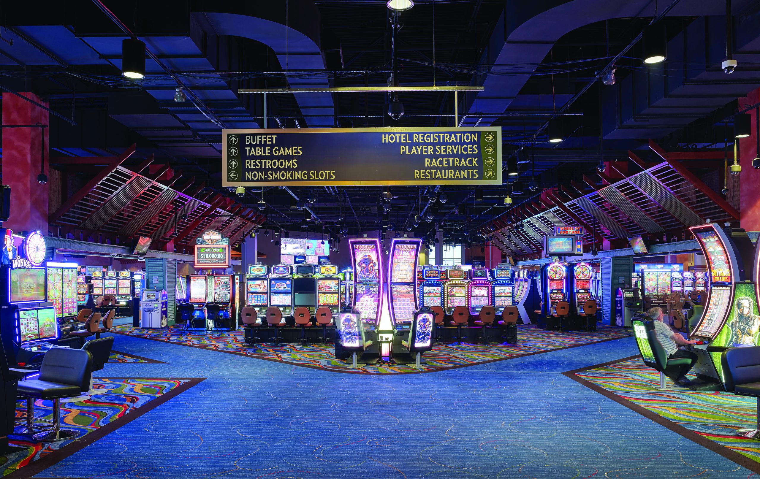 Exterior shot of Mardi Gras Casino and Resort