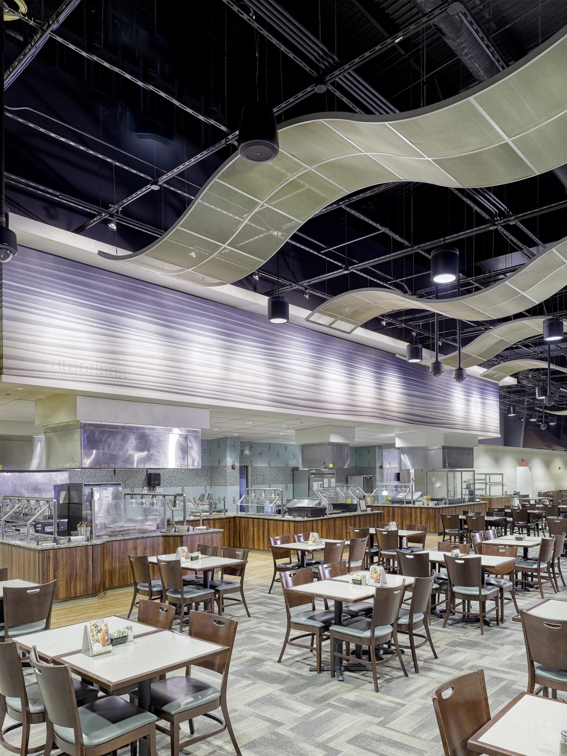 Exterior shot of Mardi Gras Casino and Resort