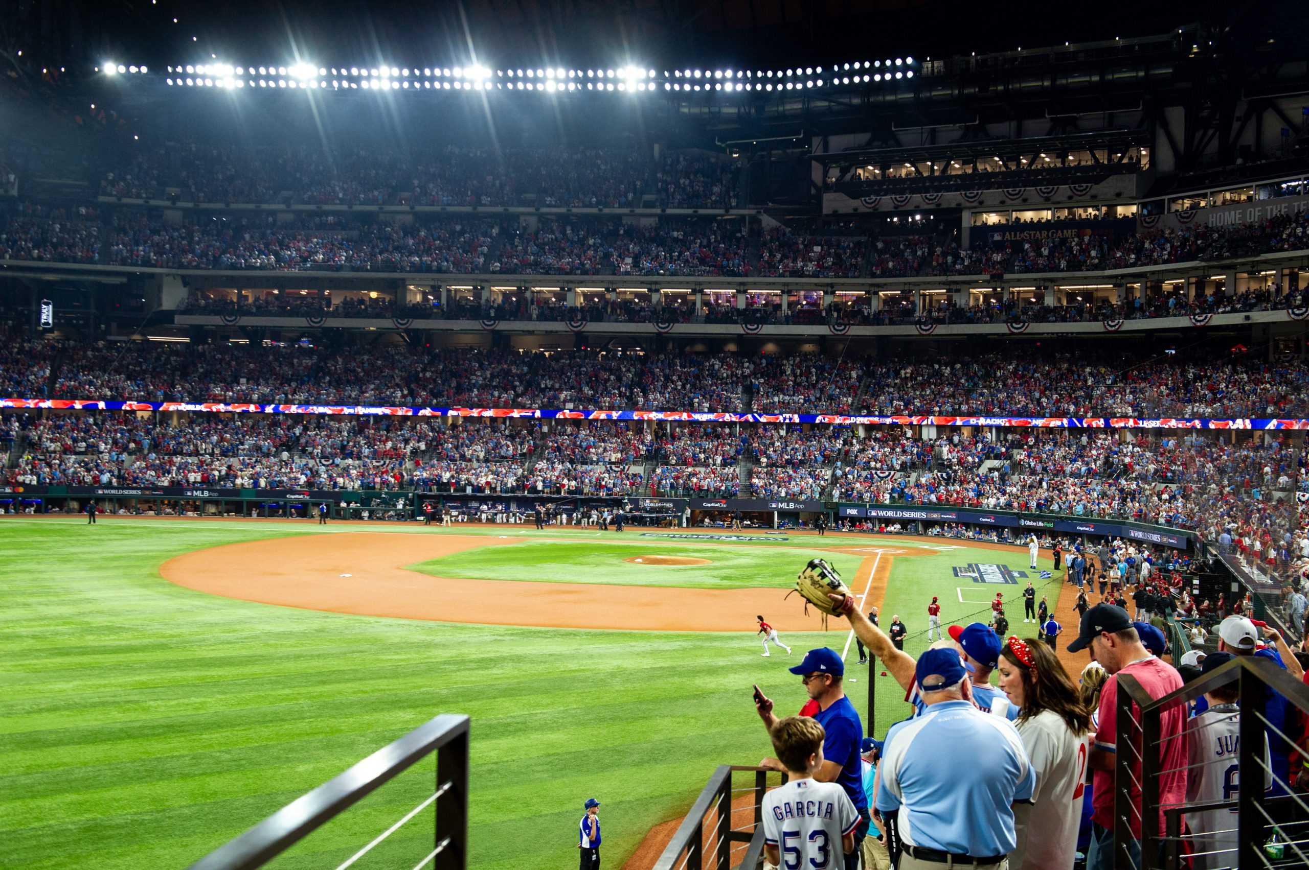Exterior shot of Mardi Gras Casino and Resort